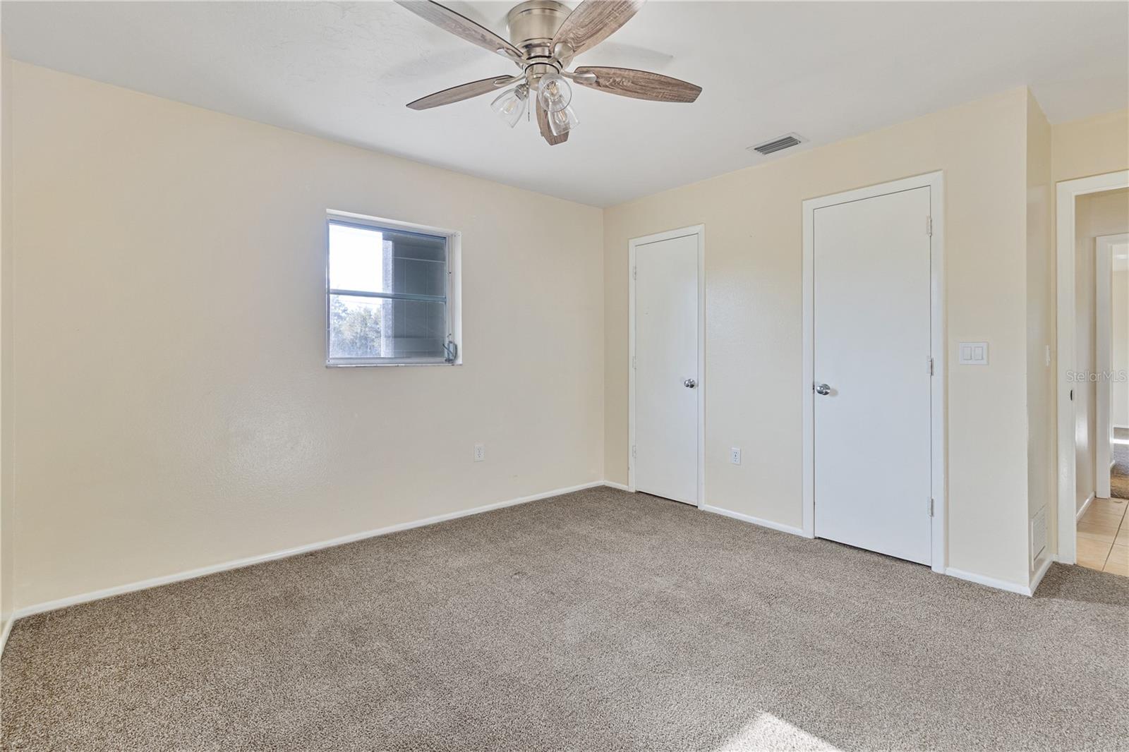 Image 16 of 29 For 51 Boundary Boulevard A