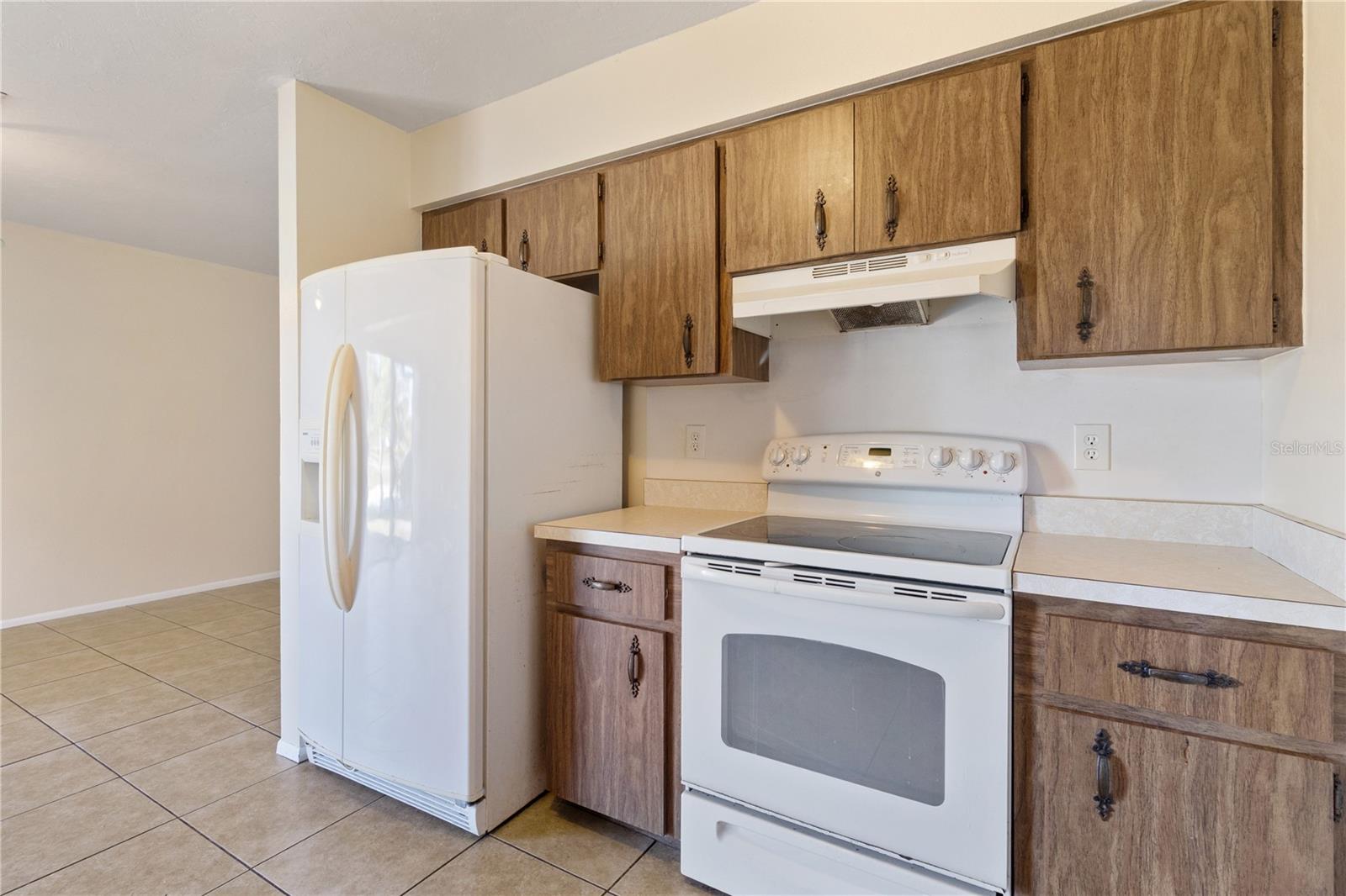 Image 12 of 29 For 51 Boundary Boulevard B