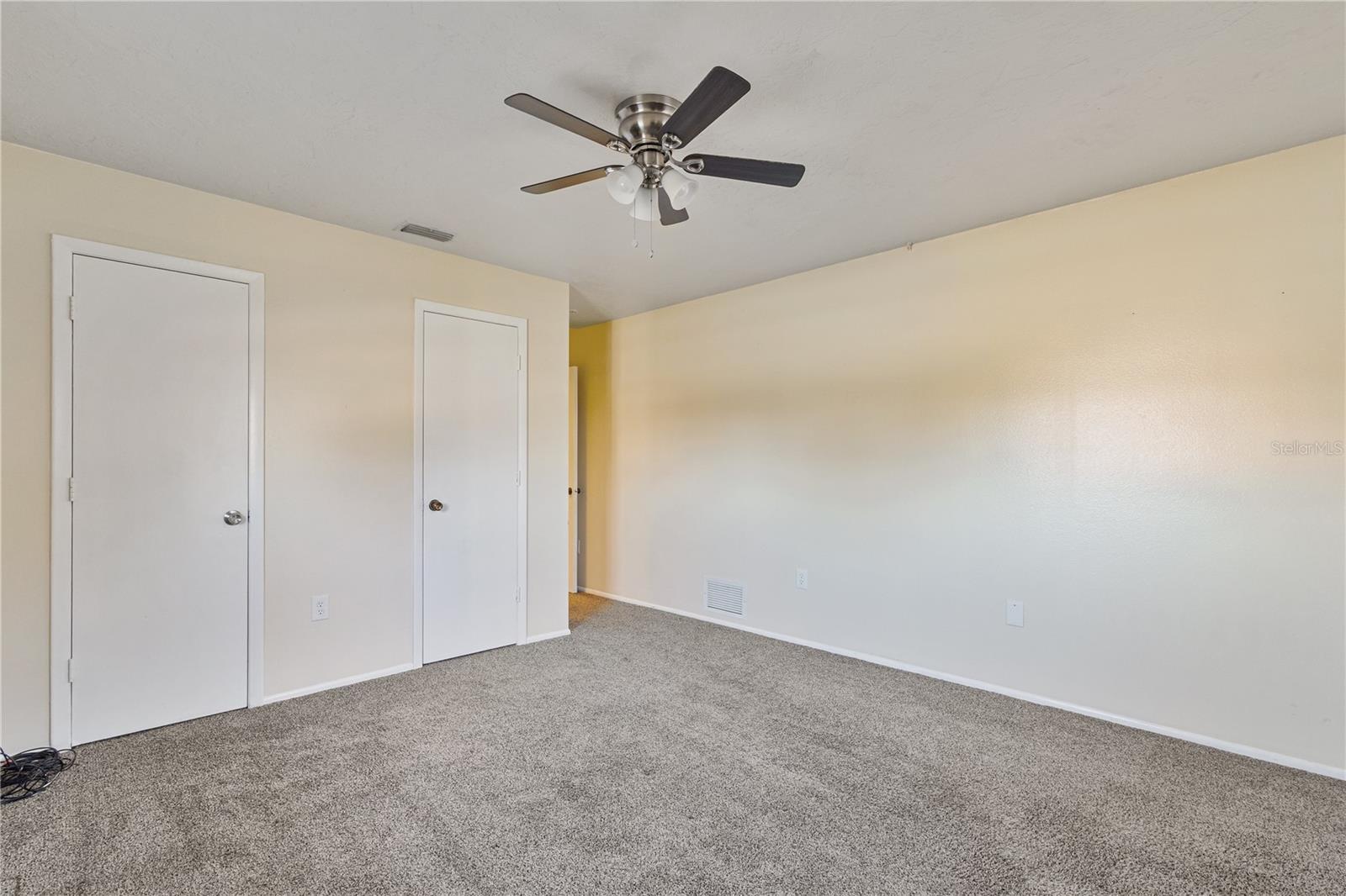 Image 17 of 29 For 51 Boundary Boulevard B