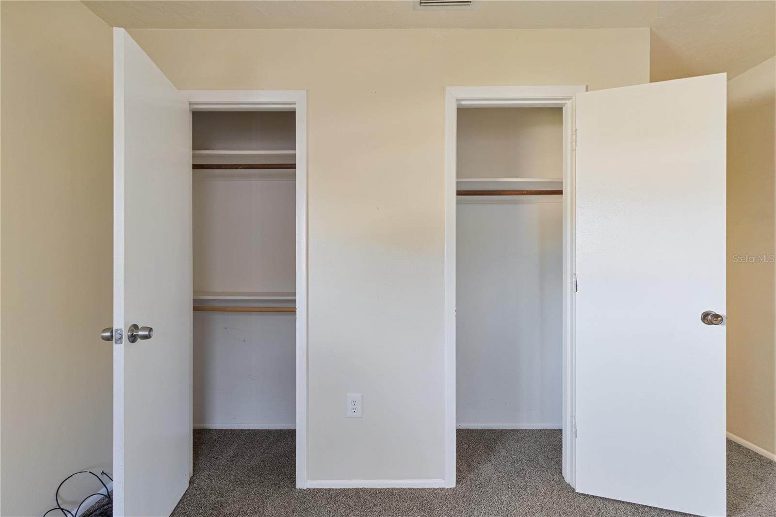 Image 18 of 29 For 51 Boundary Boulevard B