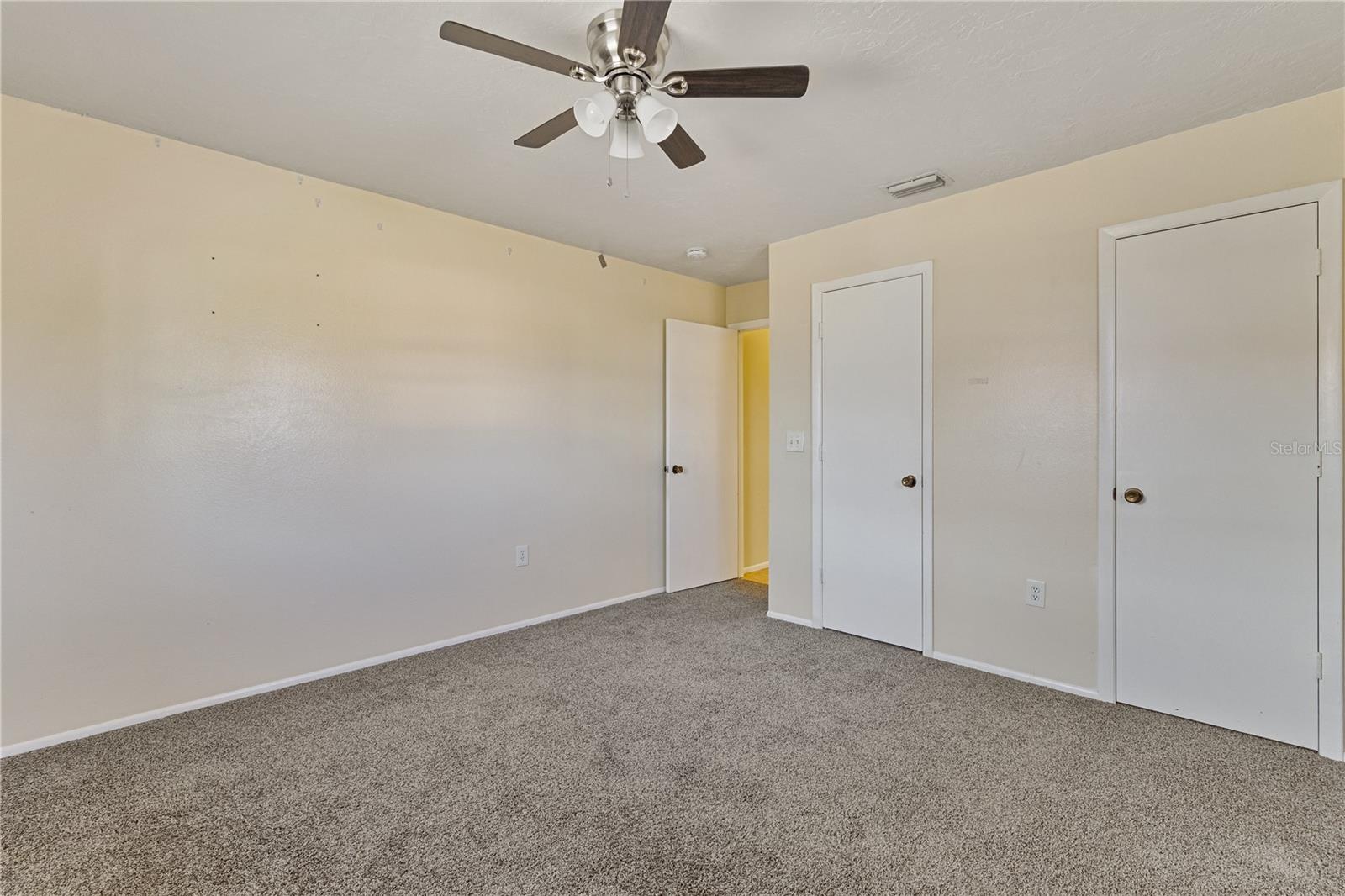 Image 24 of 29 For 51 Boundary Boulevard B