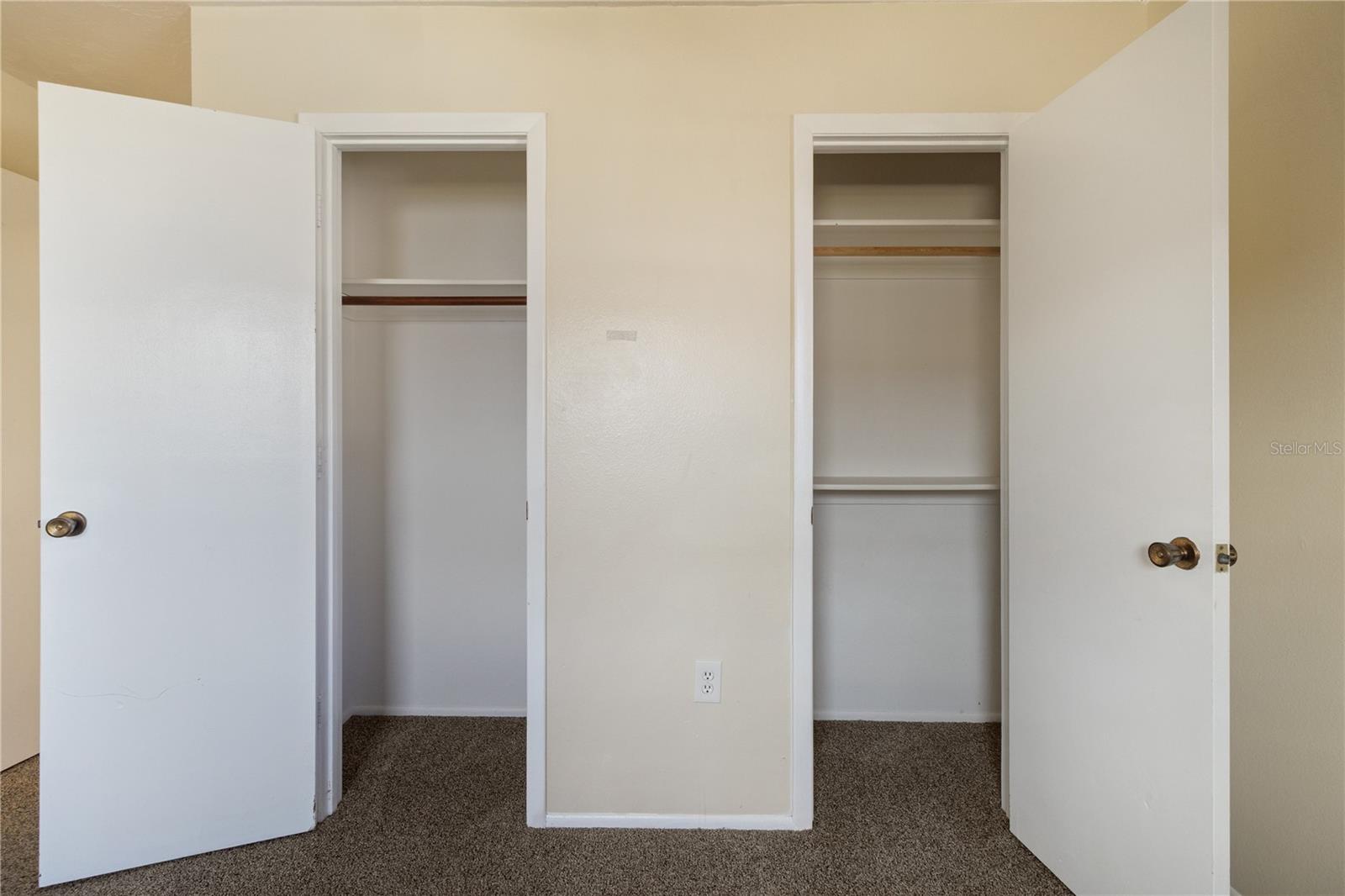 Image 25 of 29 For 51 Boundary Boulevard B