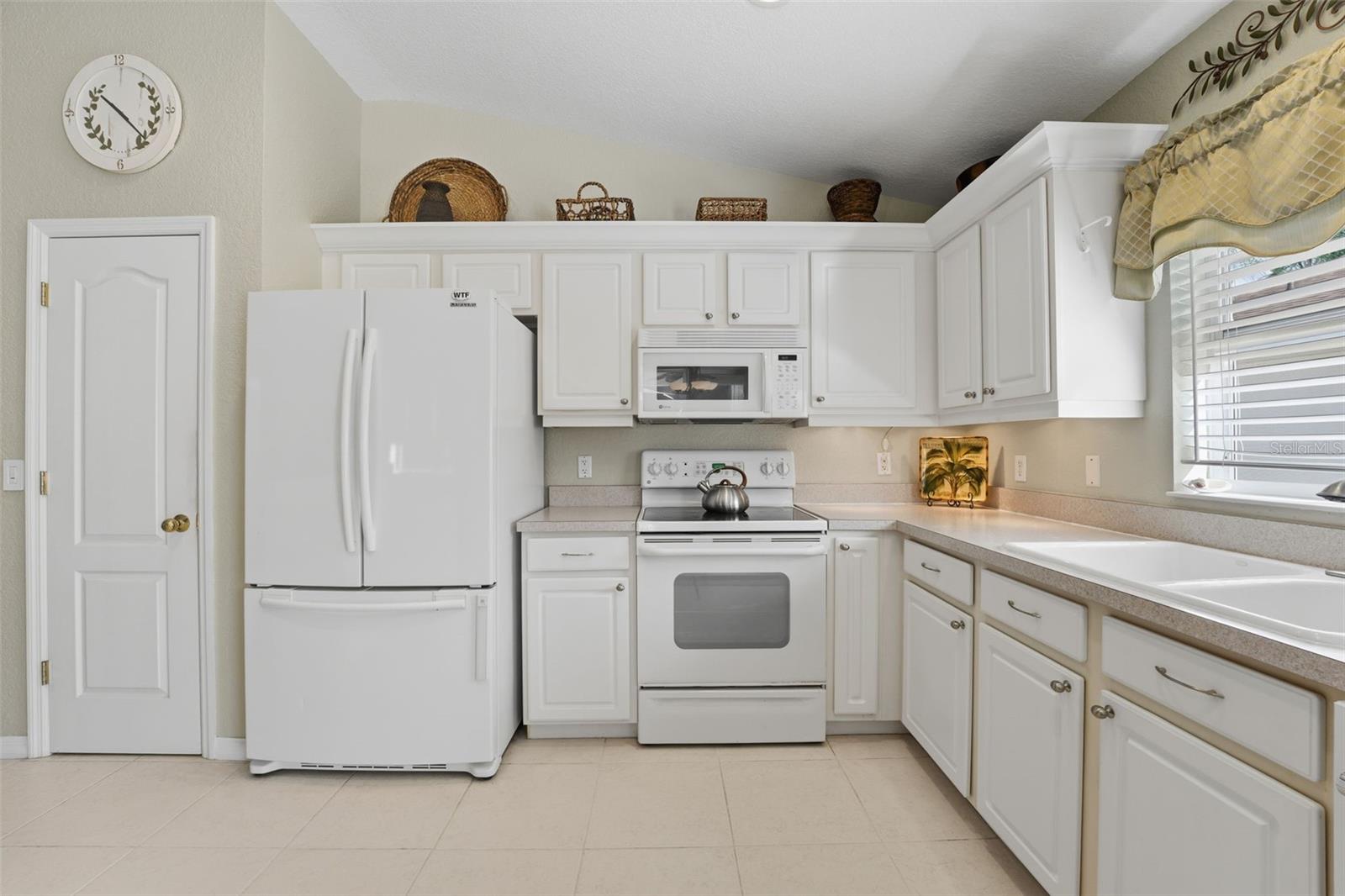 Image 10 of 53 For 2153 Boxwood Street