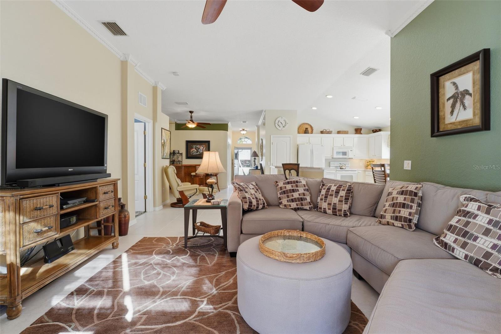 Image 17 of 53 For 2153 Boxwood Street