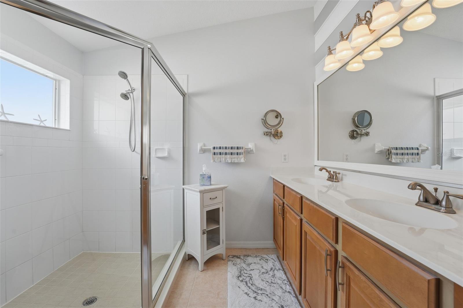 Image 22 of 53 For 2153 Boxwood Street