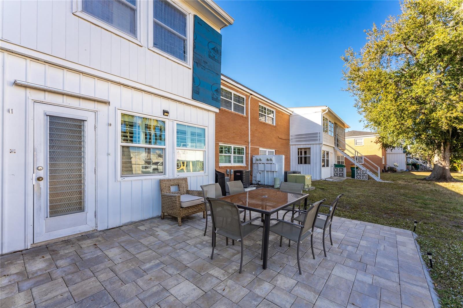 Image 11 of 36 For 4158 Tamiami Trail H5