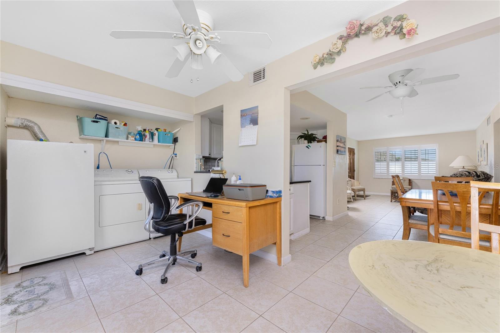 Image 19 of 36 For 4158 Tamiami Trail H5