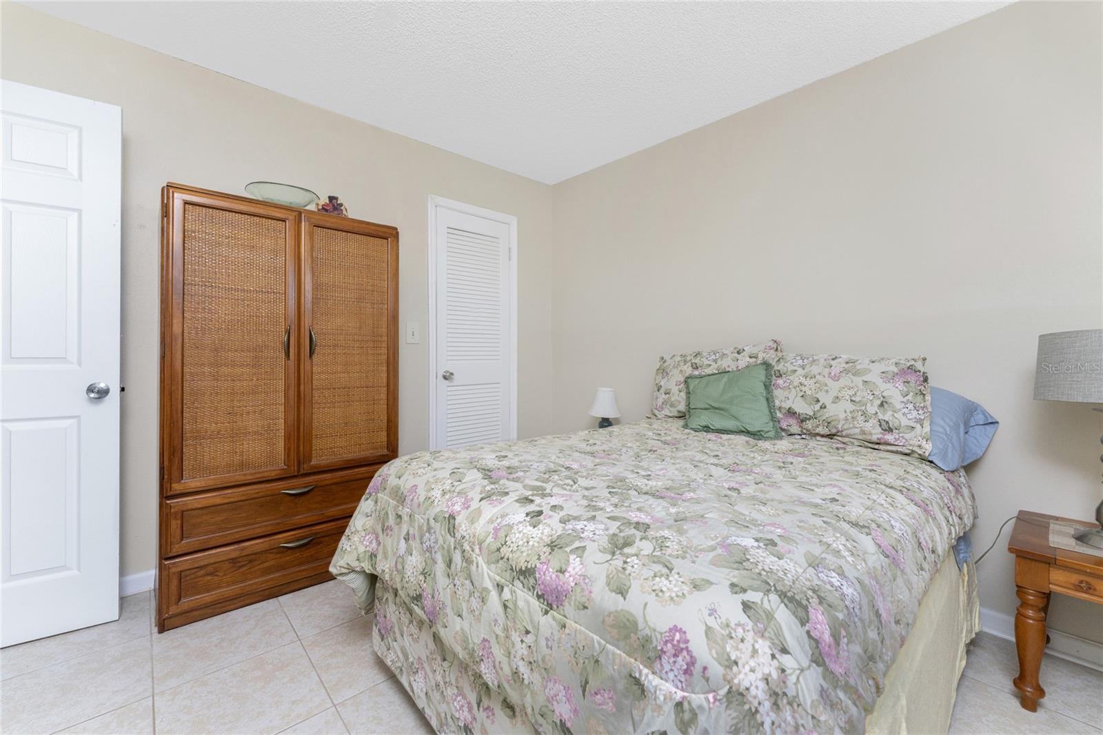 Image 29 of 36 For 4158 Tamiami Trail H5