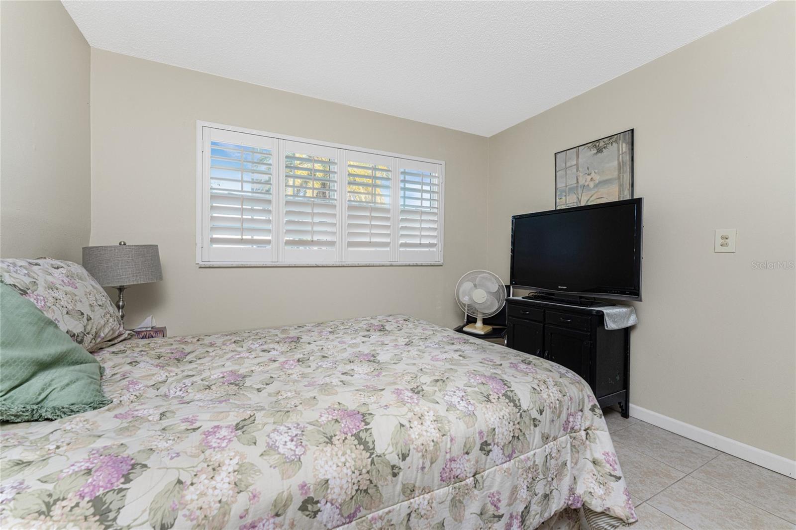 Image 30 of 36 For 4158 Tamiami Trail H5