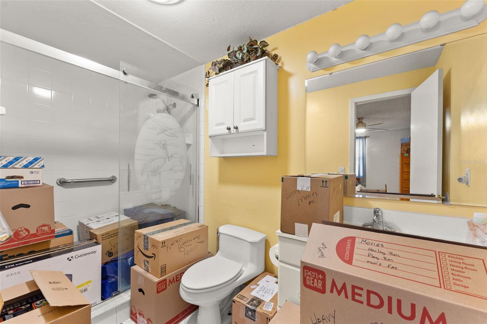 Image 21 of 25 For 1480 Caribou Court