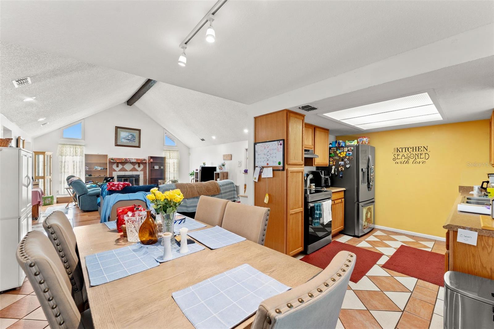 Image 8 of 25 For 1480 Caribou Court