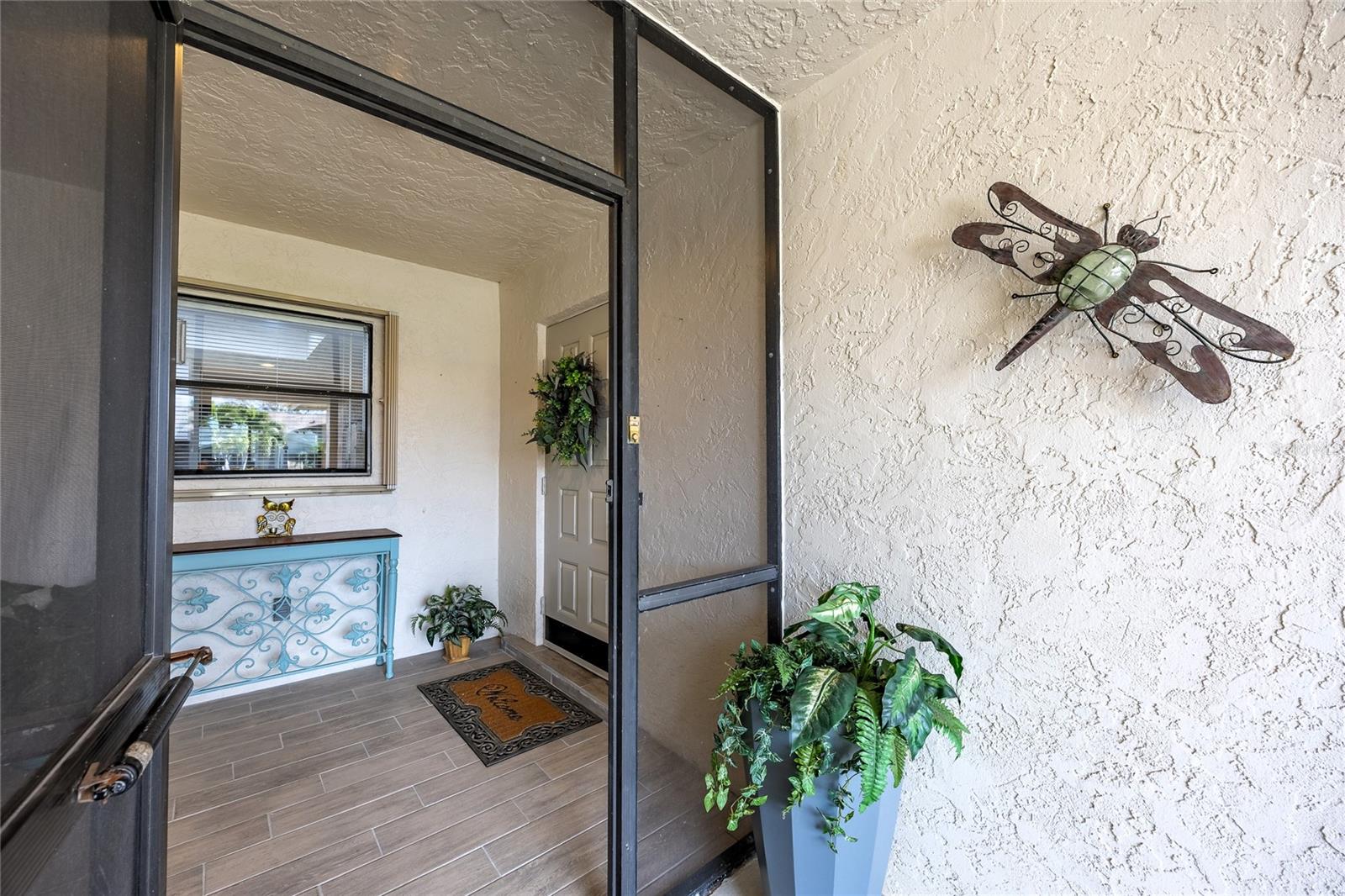 Image 2 of 43 For 5678 Balkan Court