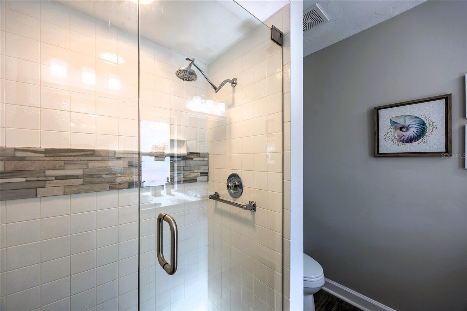 Image 21 of 43 For 5678 Balkan Court