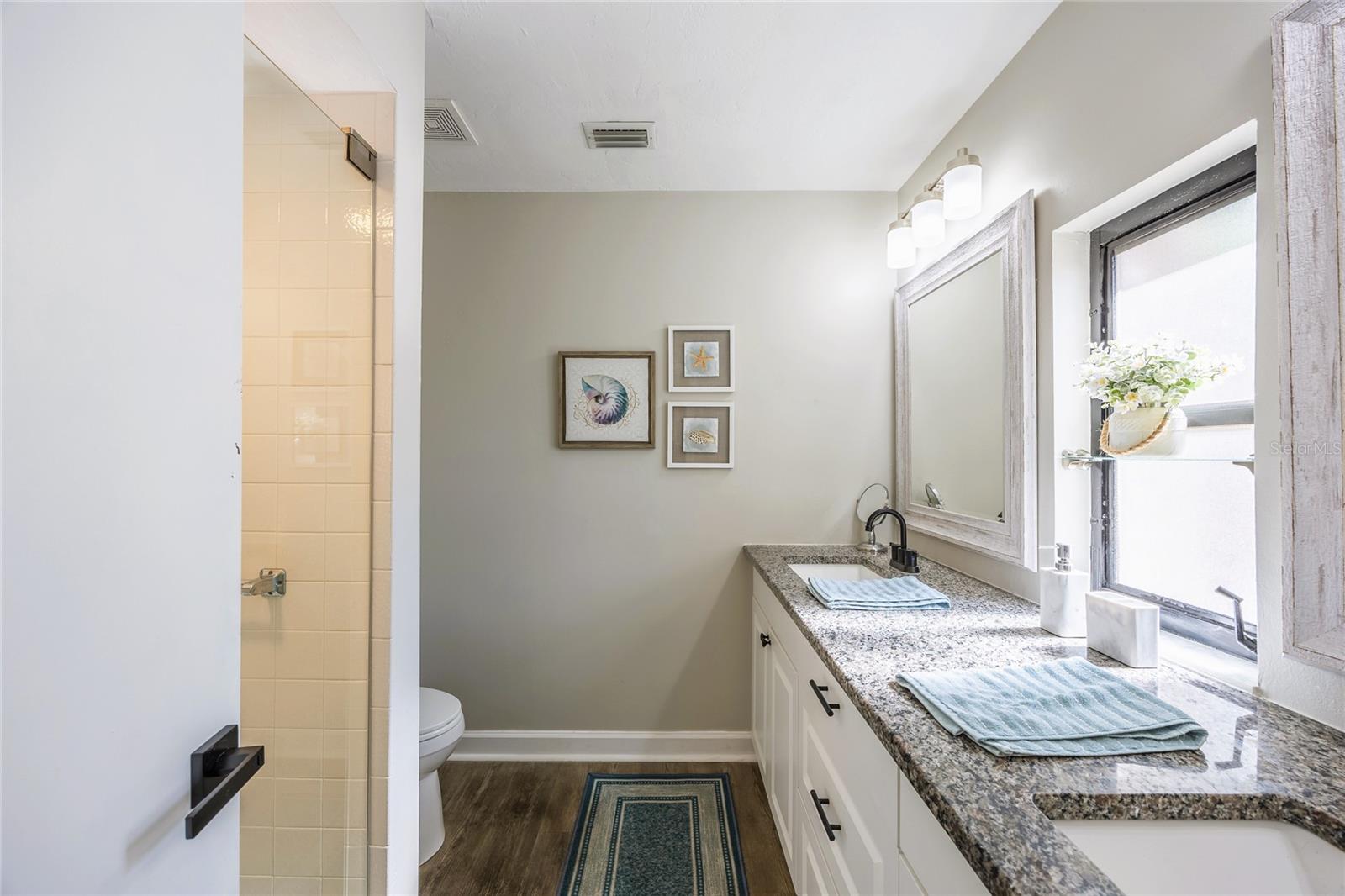 Image 23 of 43 For 5678 Balkan Court