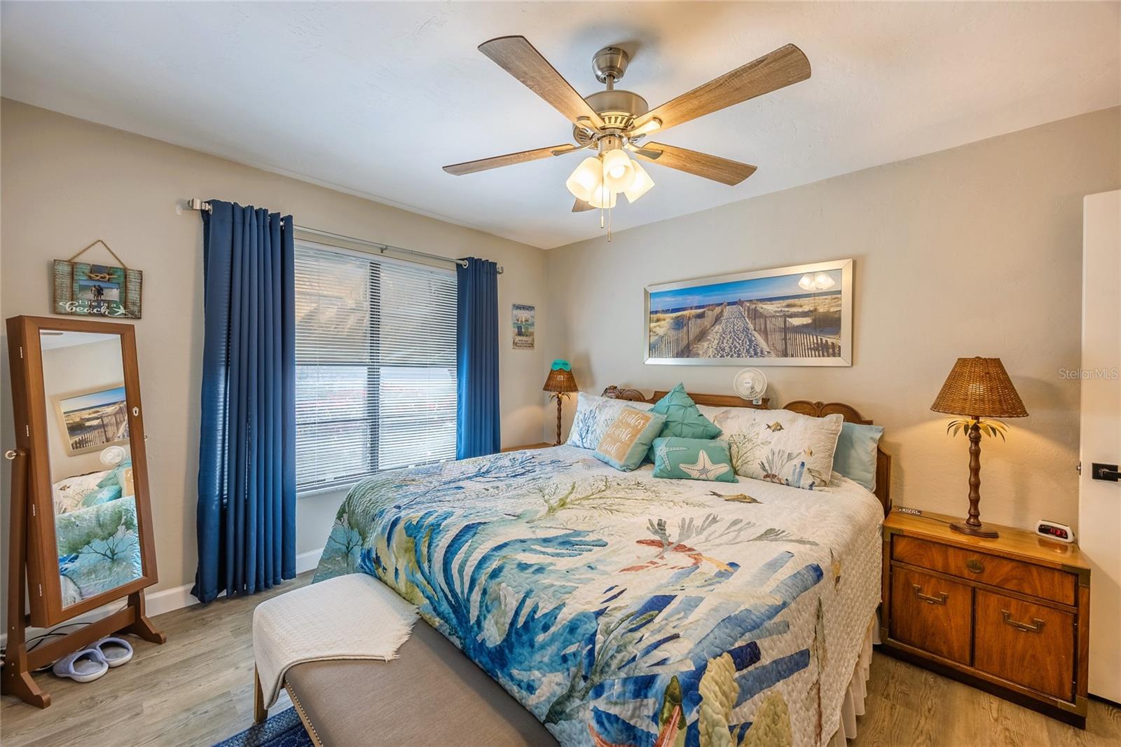 Image 24 of 43 For 5678 Balkan Court