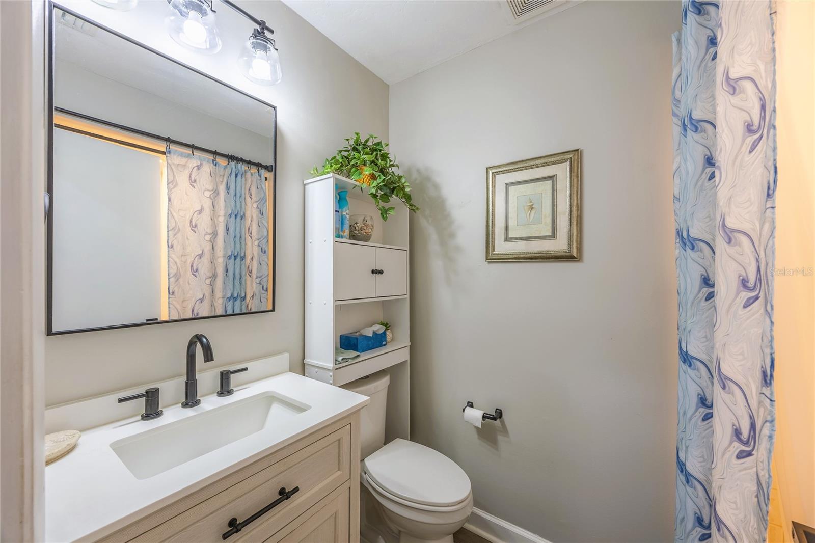 Image 27 of 43 For 5678 Balkan Court