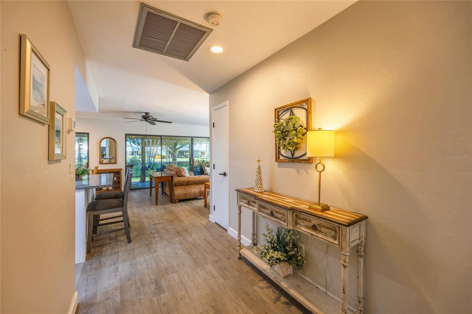 Image 4 of 43 For 5678 Balkan Court