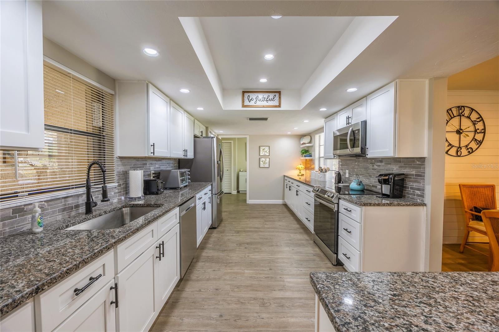 Image 5 of 43 For 5678 Balkan Court