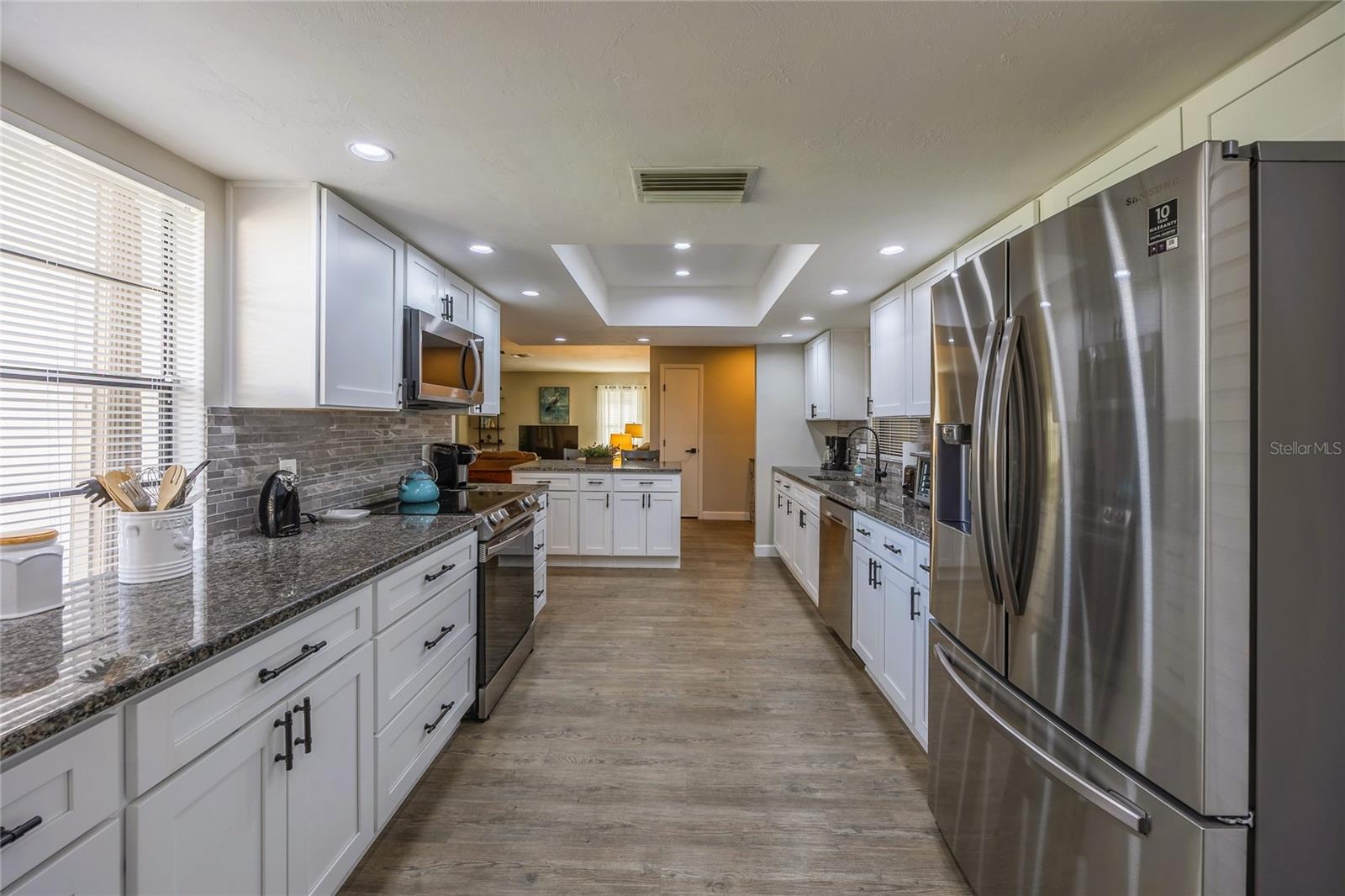 Image 7 of 43 For 5678 Balkan Court