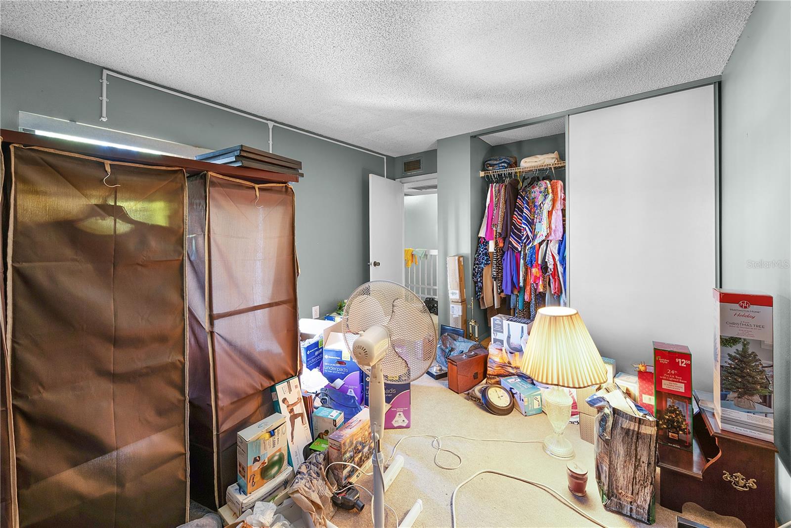 Image 20 of 30 For 5214 Cedarbend Drive 1