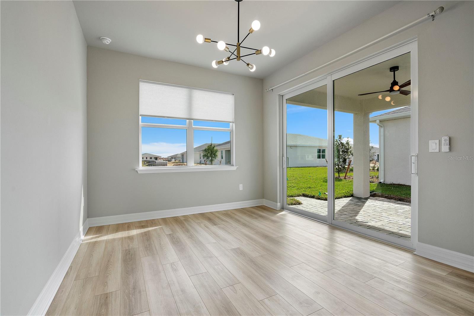 Image 14 of 49 For 16431 Settlers Way