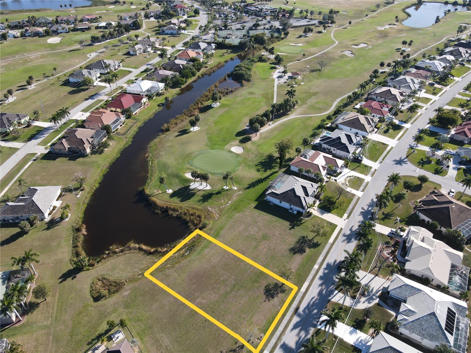 Image 12 of 28 For 627 Monaco Drive