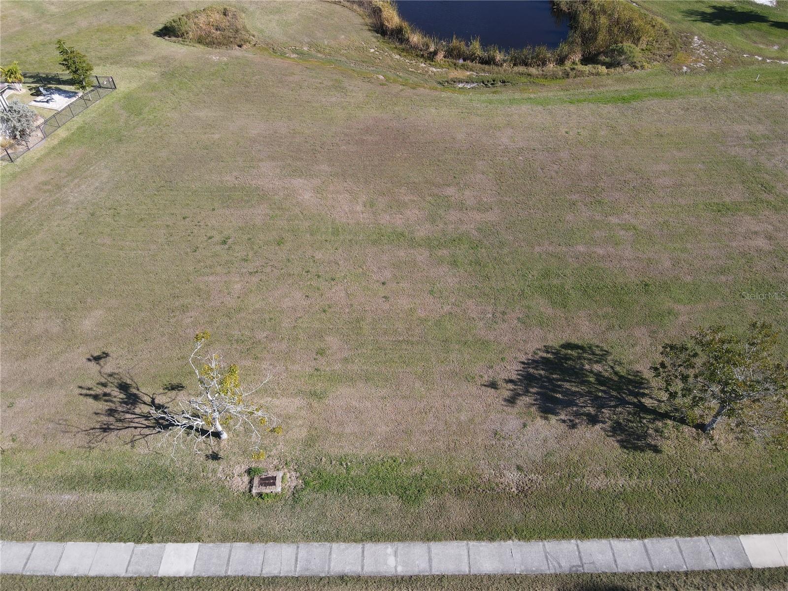 Image 9 of 28 For 627 Monaco Drive