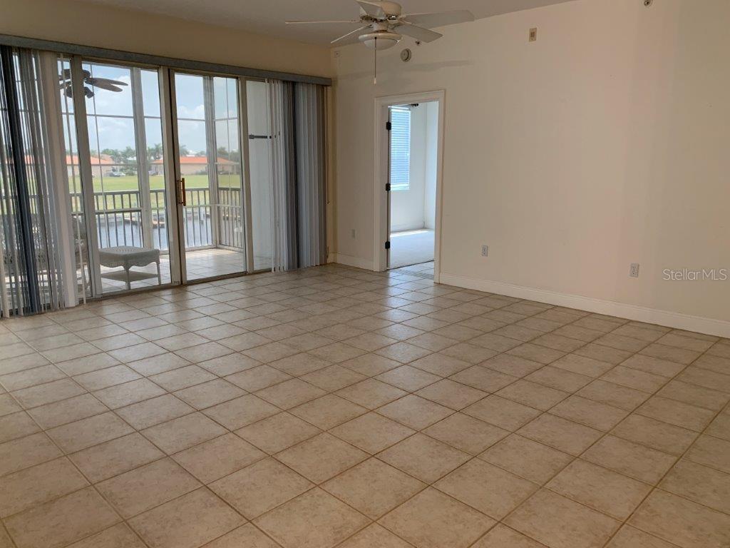 Image 23 of 27 For 268 Lewis Circle 121