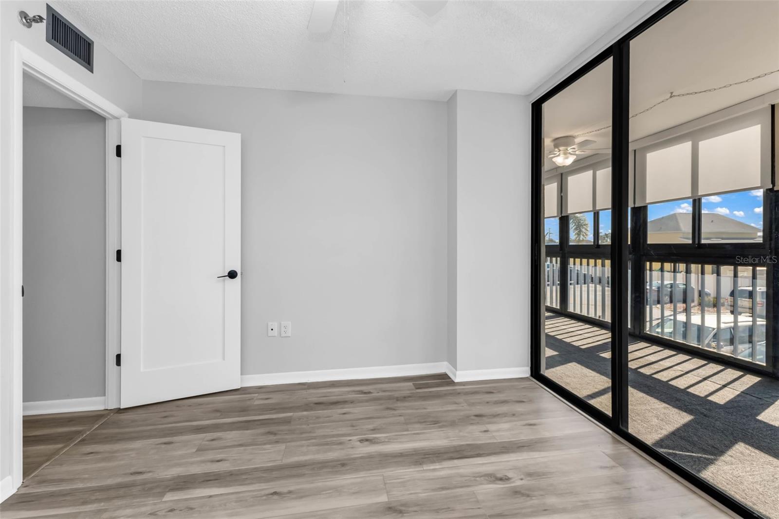 Image 19 of 48 For 3006 Caring Way 206