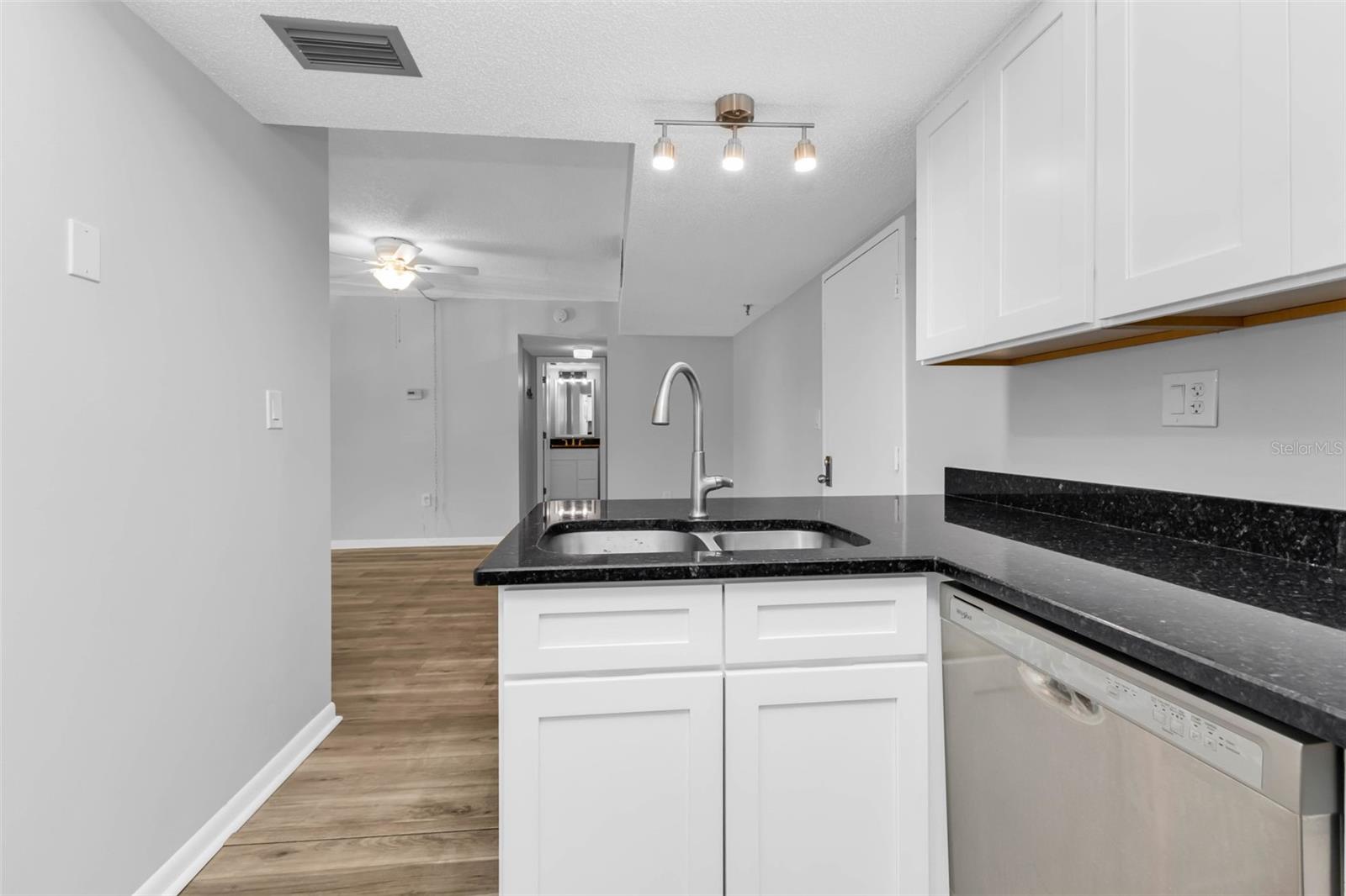 Image 7 of 48 For 3006 Caring Way 206