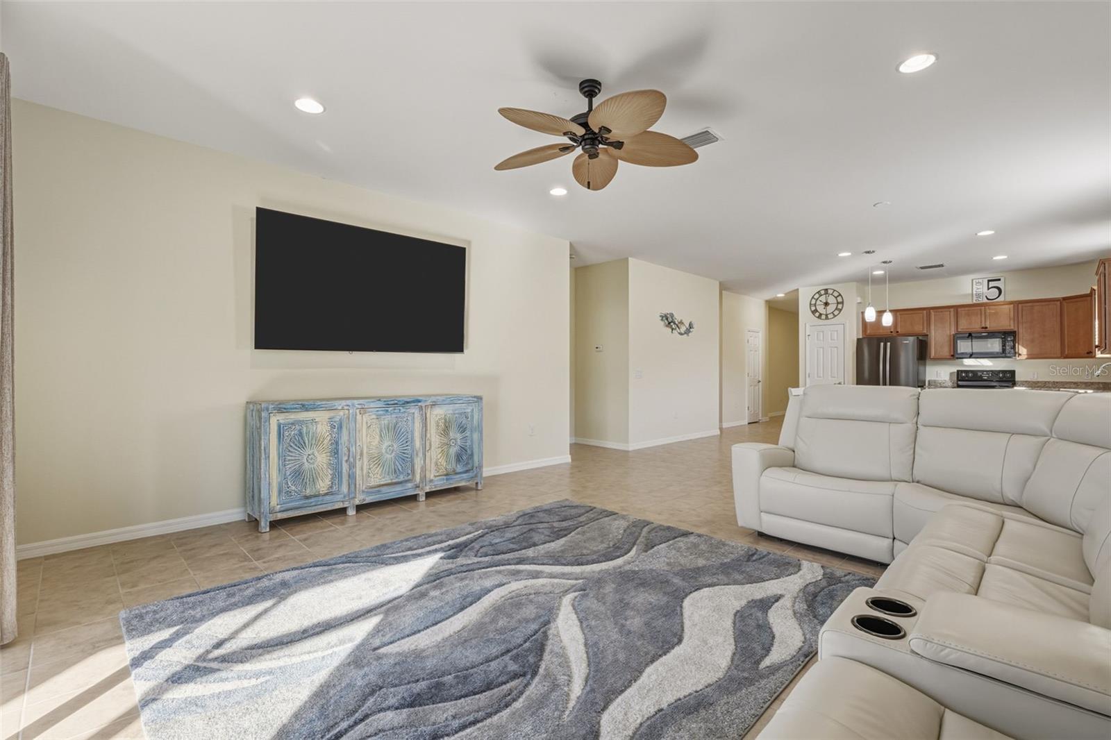 Image 24 of 48 For 2585 Running Oak Court