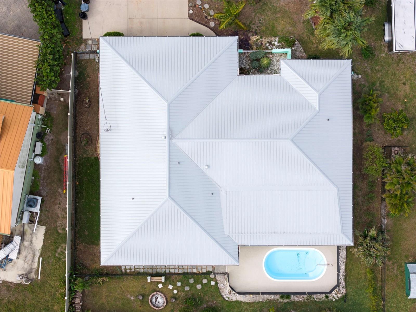 Image 2 of 62 For 1845 Edison Drive