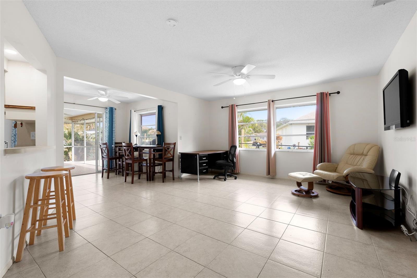 Image 23 of 62 For 1845 Edison Drive