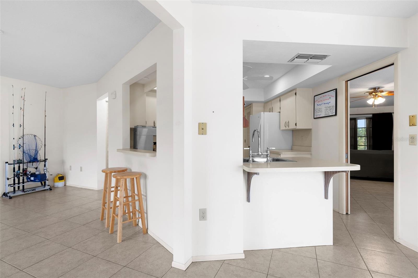 Image 25 of 62 For 1845 Edison Drive