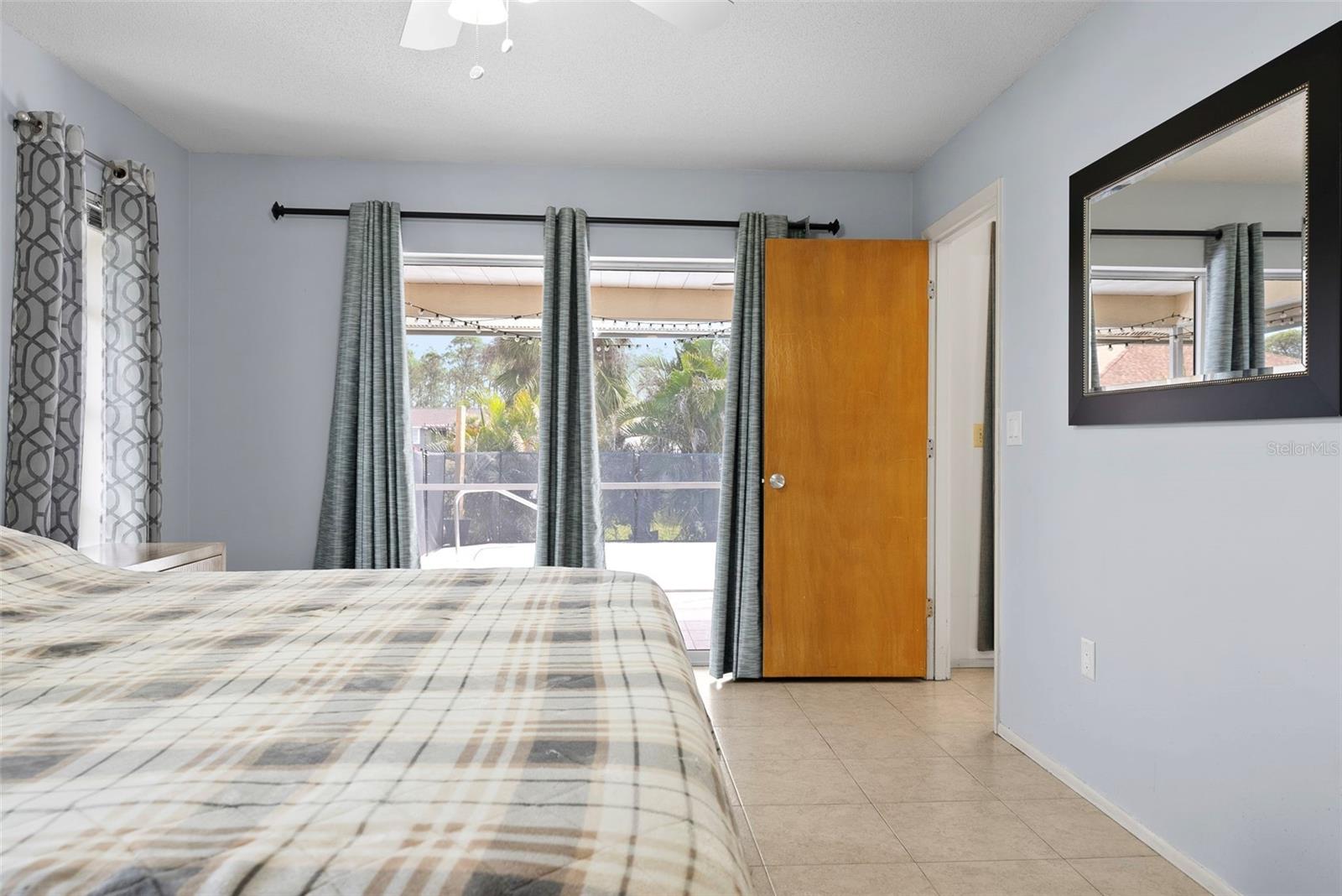 Image 27 of 62 For 1845 Edison Drive