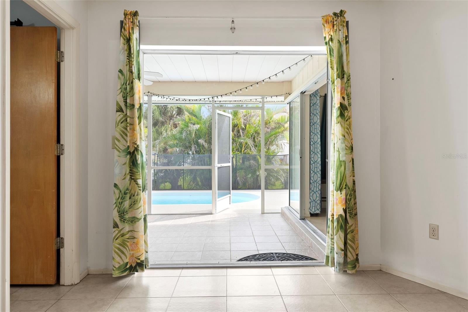 Image 39 of 62 For 1845 Edison Drive