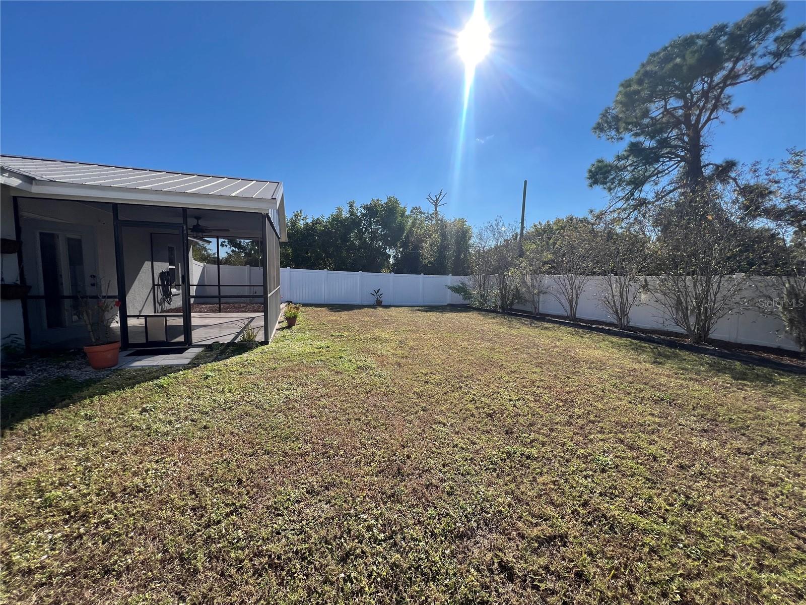 Image 15 of 17 For 456 Millport Street Nw