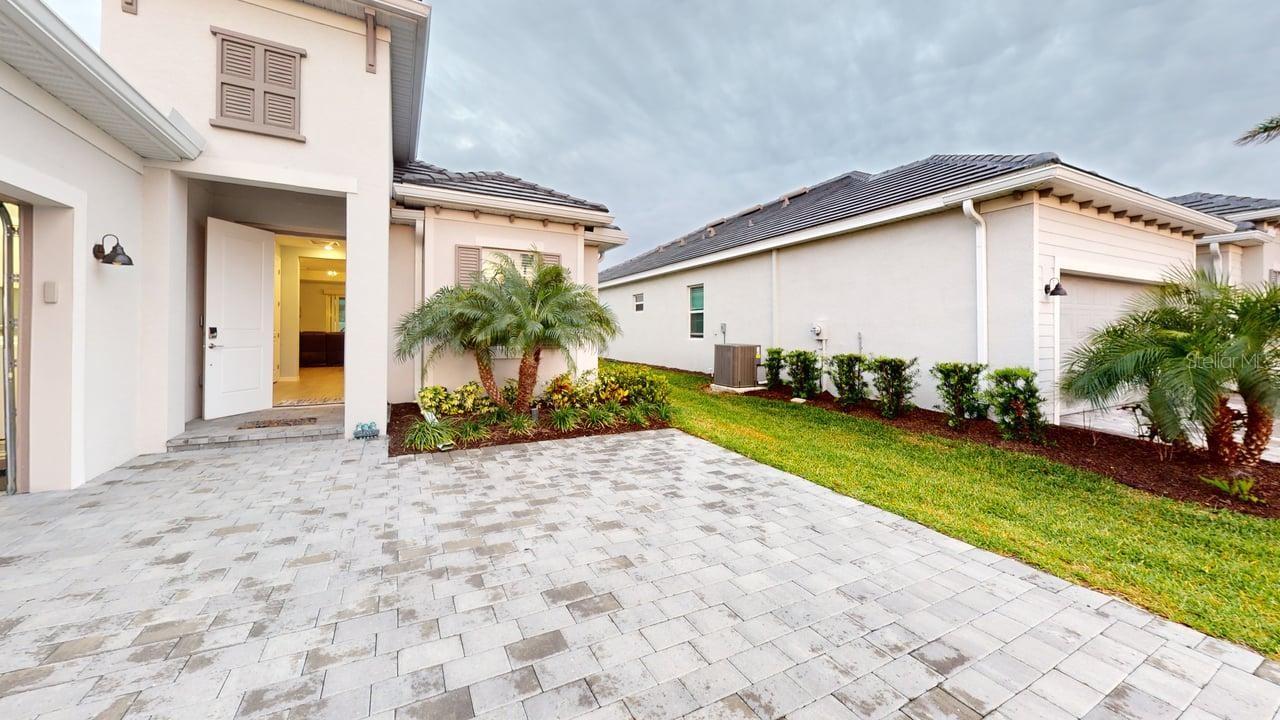 Image 19 of 32 For 17420 Jadestone Court