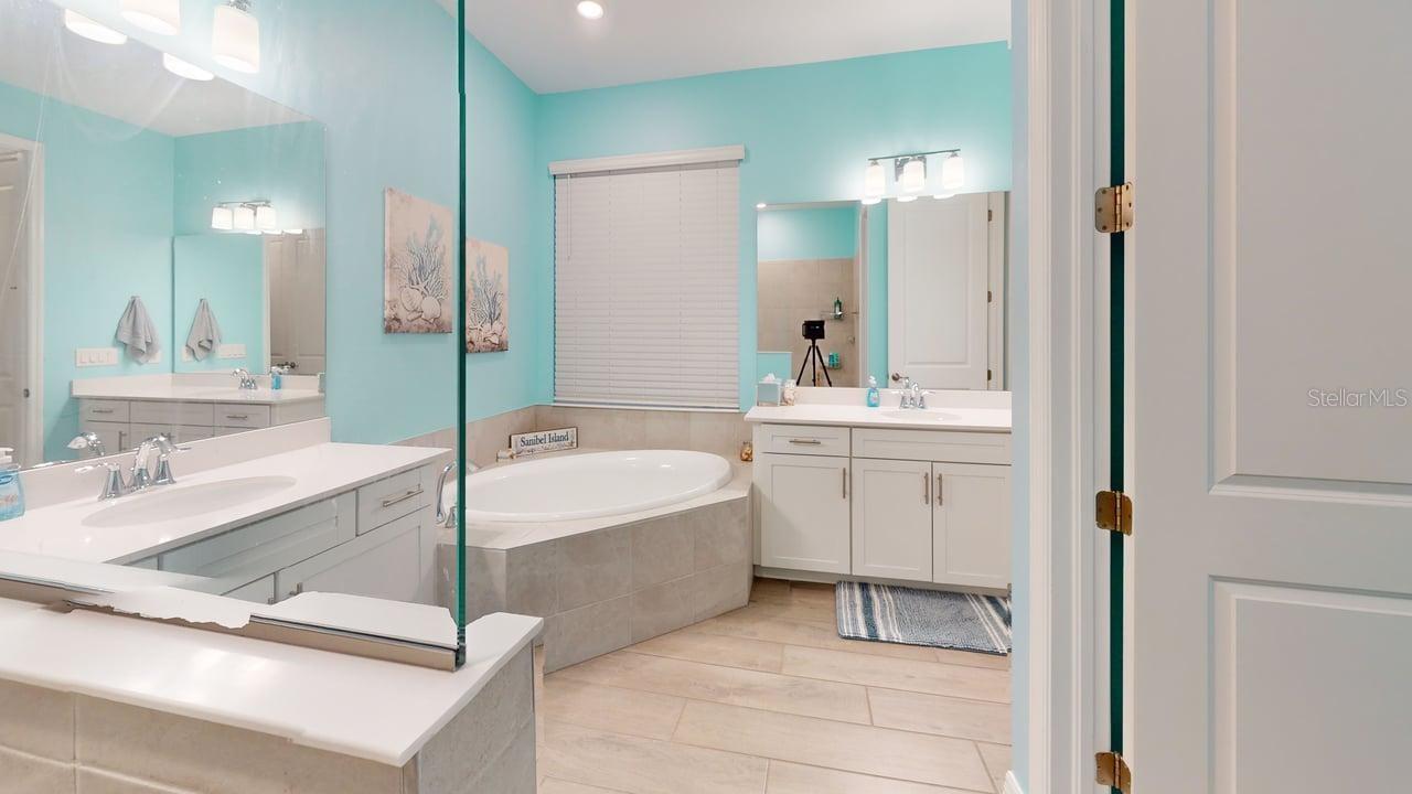 Image 7 of 32 For 17420 Jadestone Court