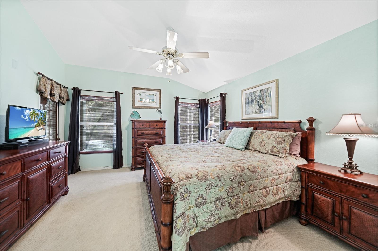 Image 15 of 44 For 425 Islamorada Boulevard