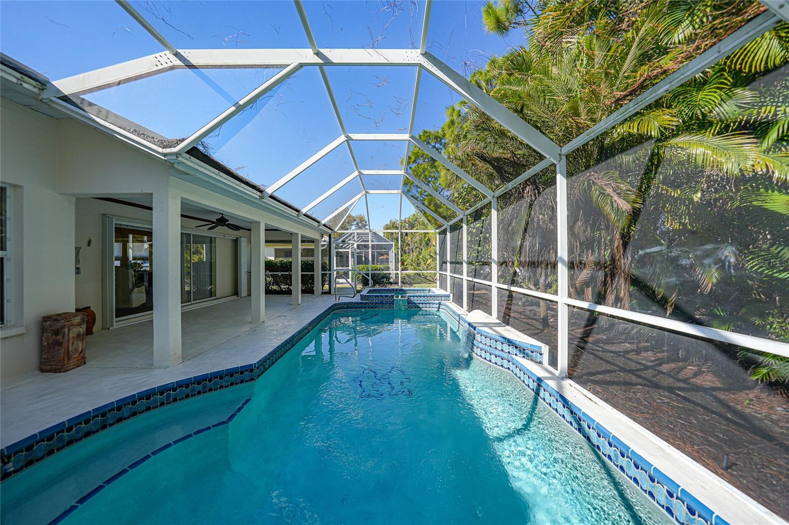 Image 28 of 44 For 425 Islamorada Boulevard