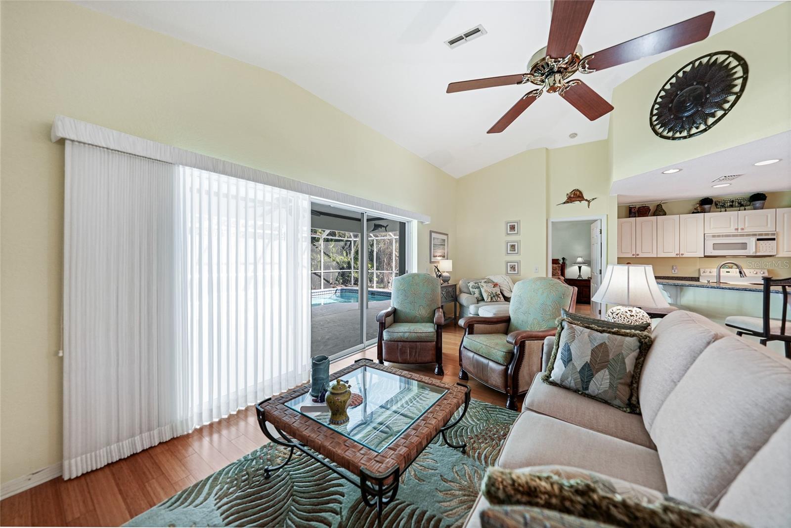 Image 5 of 44 For 425 Islamorada Boulevard