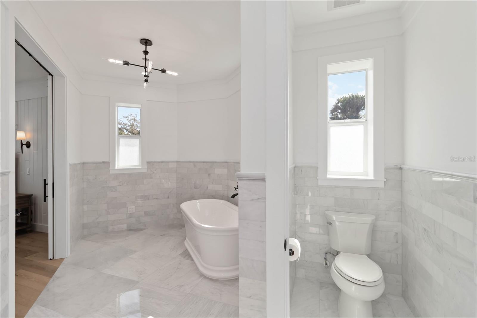 Image 29 of 93 For 2154 Azure Road