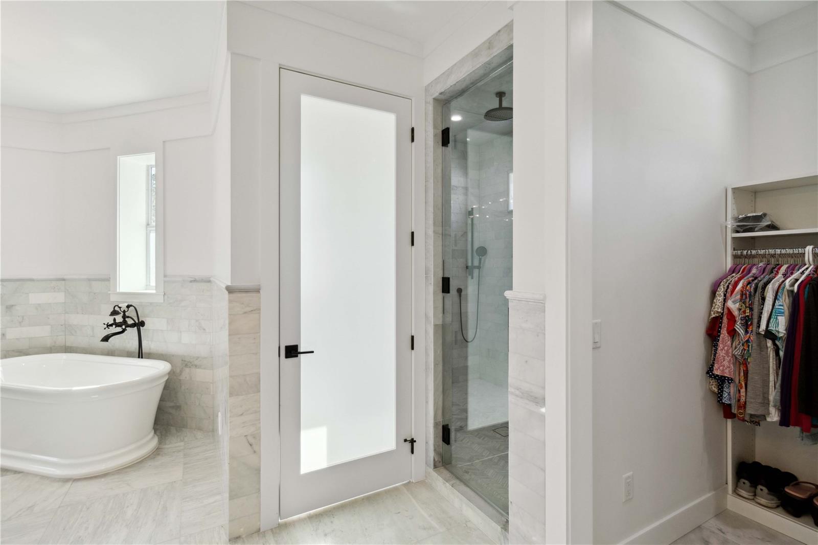 Image 30 of 93 For 2154 Azure Road