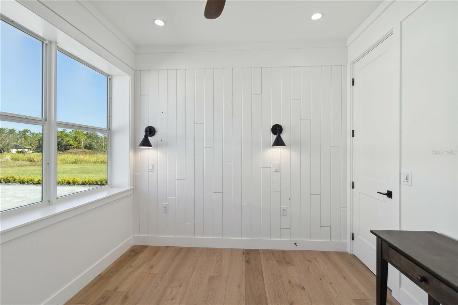 Image 36 of 93 For 2154 Azure Road