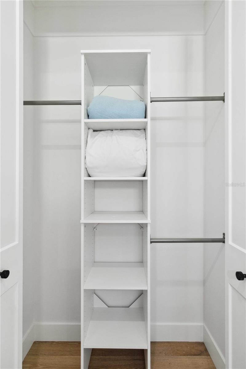 Image 42 of 93 For 2154 Azure Road