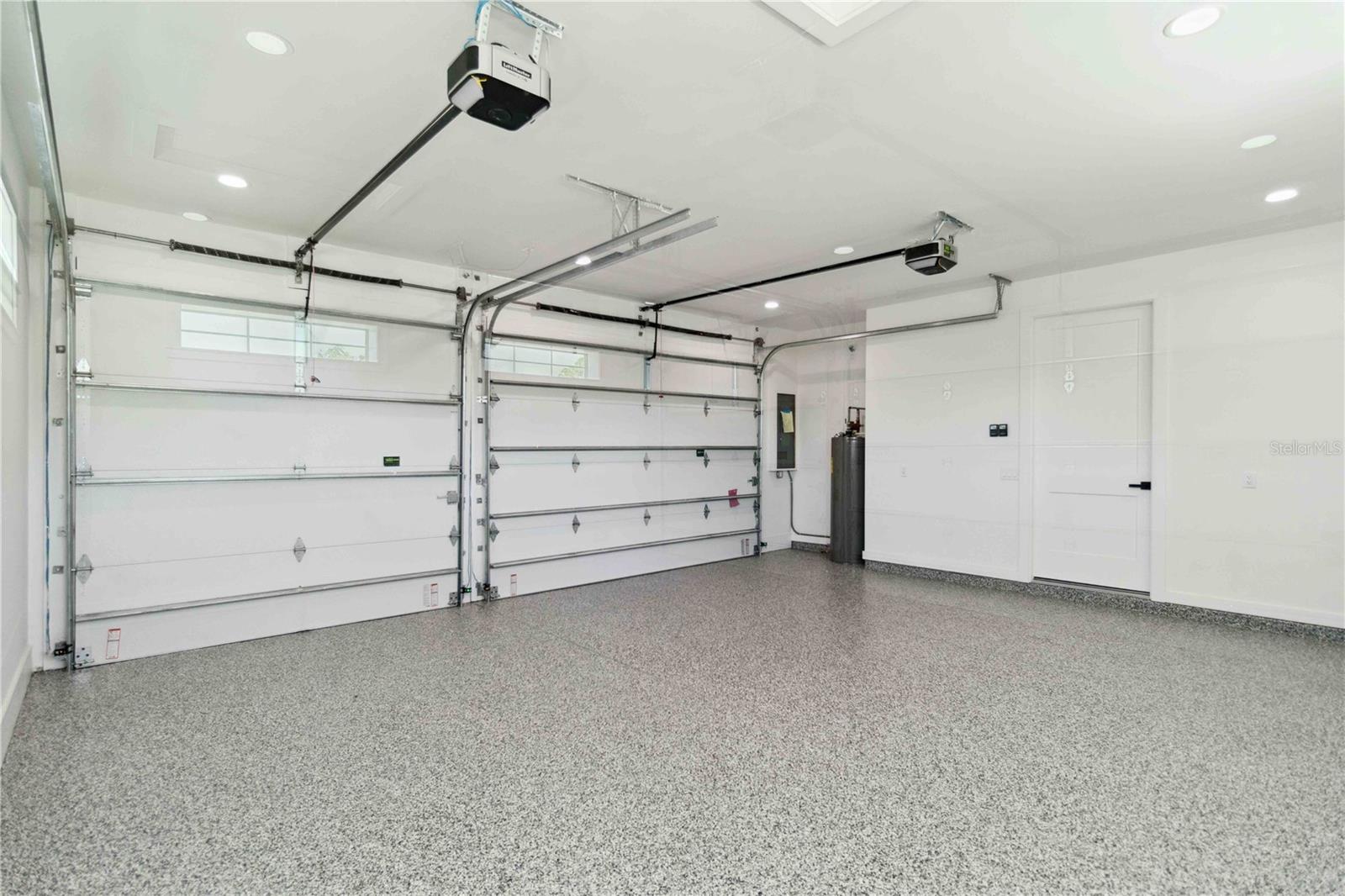 Image 43 of 93 For 2154 Azure Road