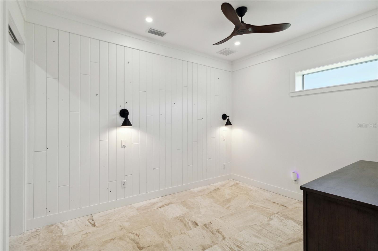 Image 56 of 93 For 2154 Azure Road