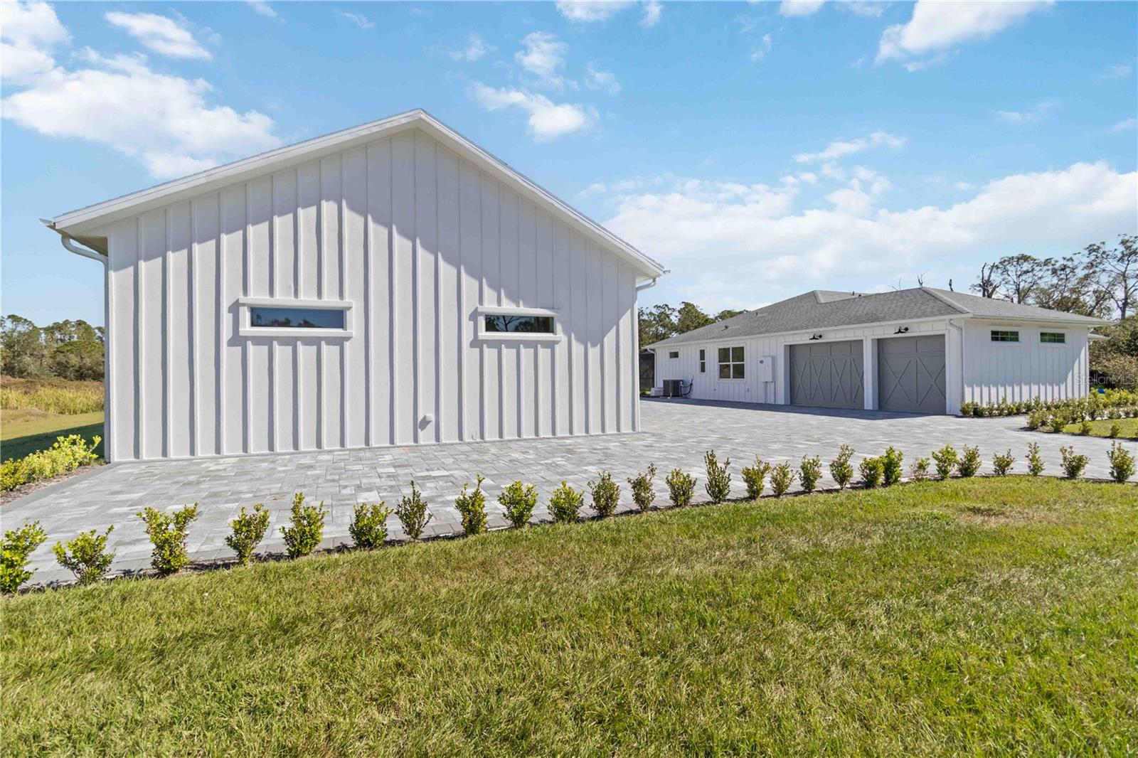 Image 64 of 93 For 2154 Azure Road