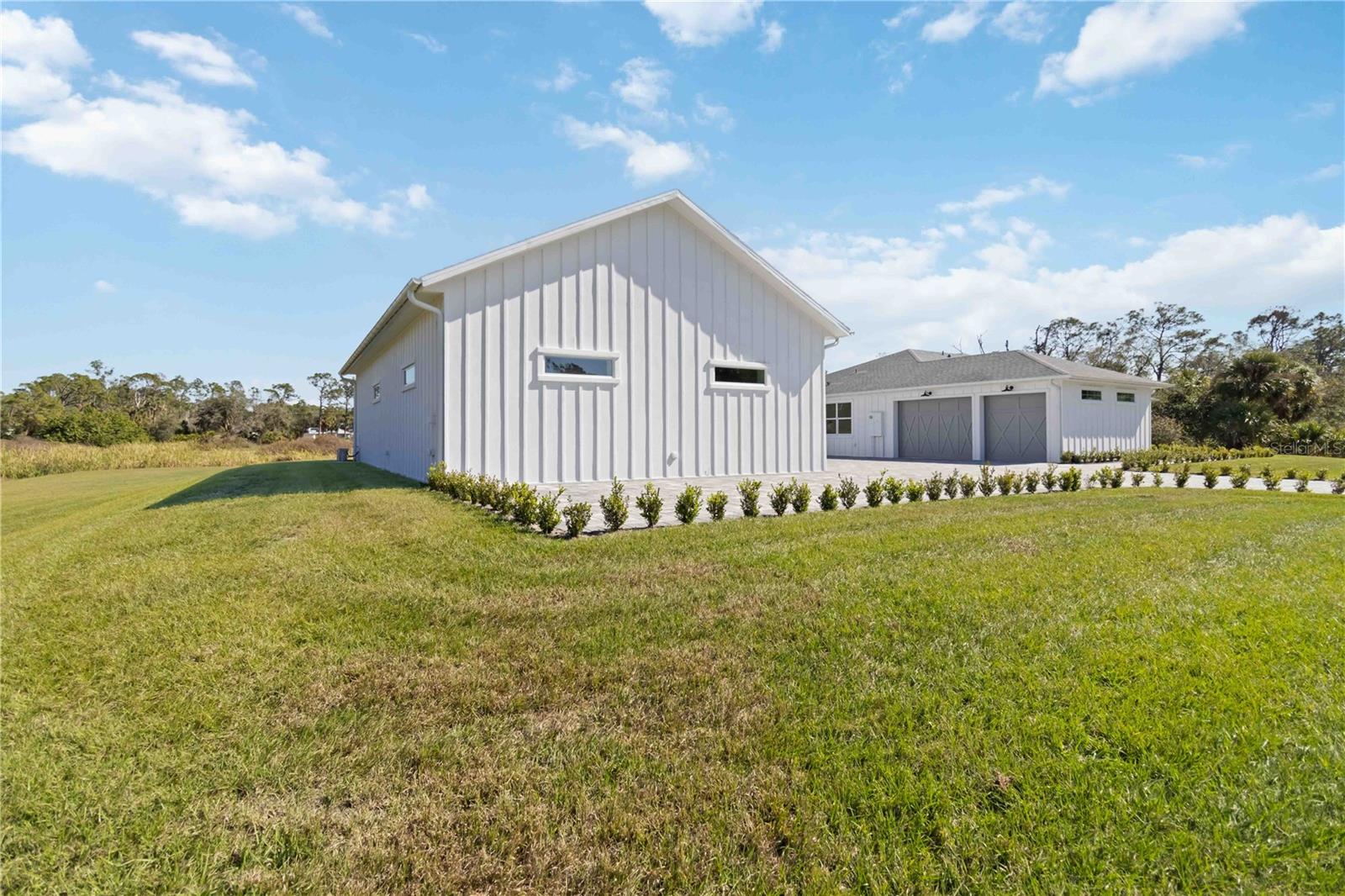 Image 65 of 93 For 2154 Azure Road